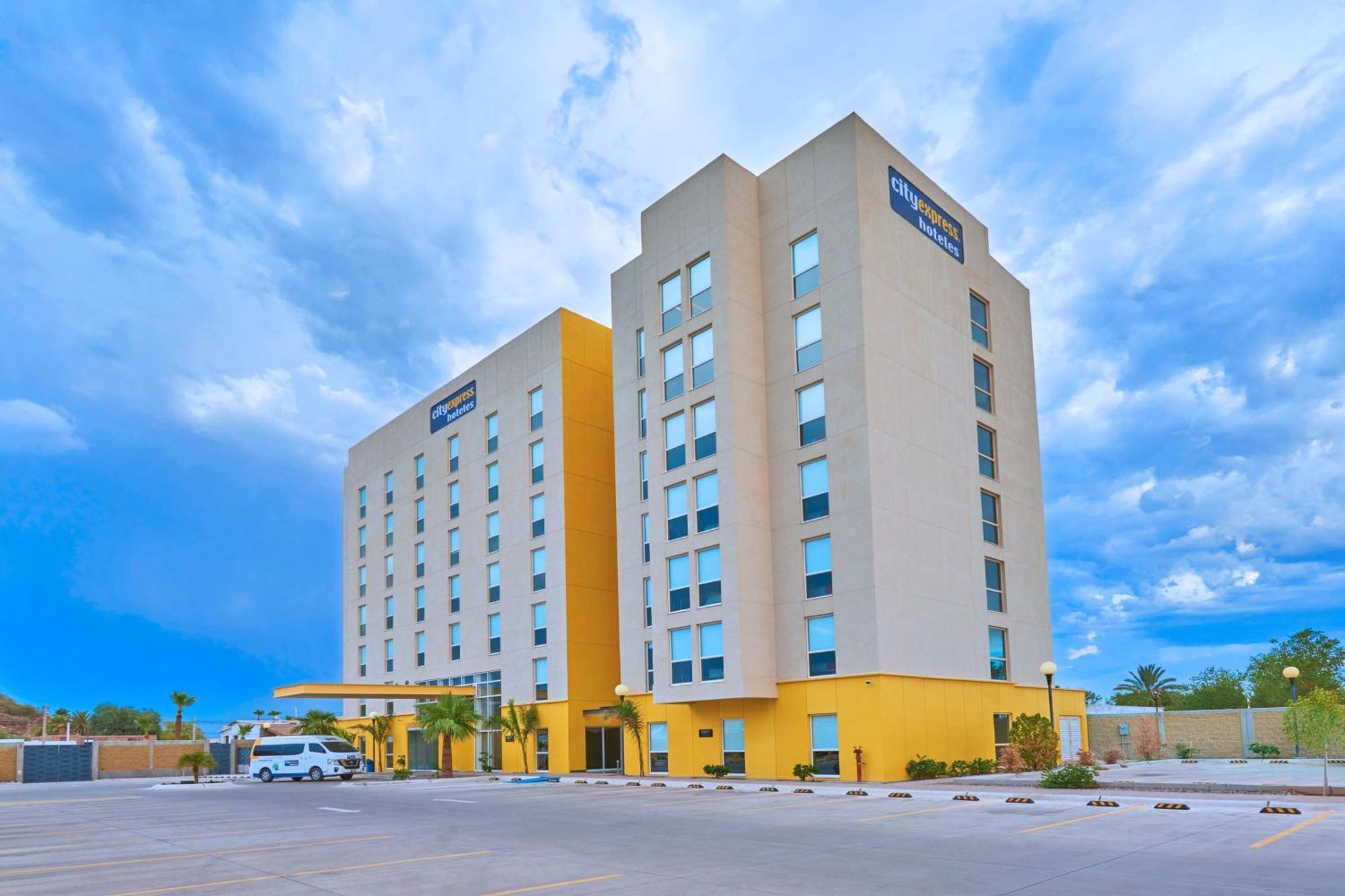 City Express By Marriott Caborca Heroica Caborca Zewnętrze zdjęcie
